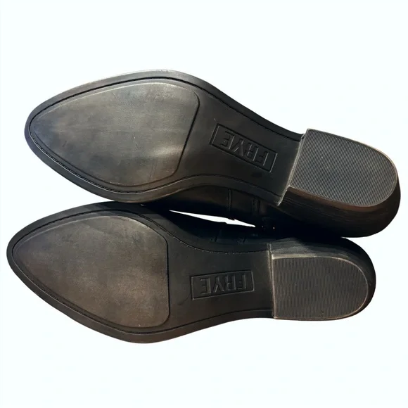 NWT Frye Sandra Chelsea Black Leather Block Heel Western Ankle Boot Size 8 - Picture 5 of 5